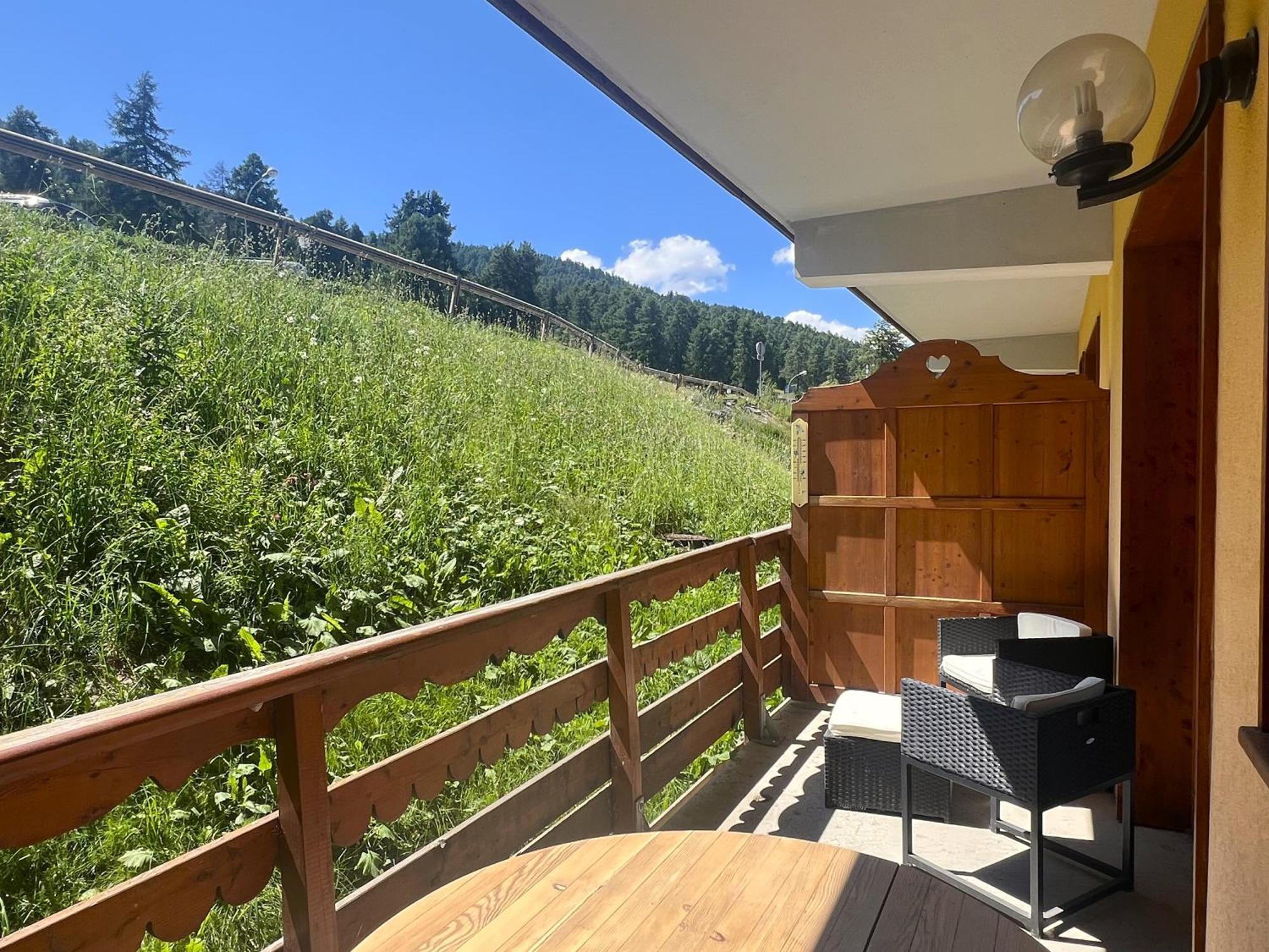 Risoulski Antares - Piscine Et Sauna Bagian luar foto